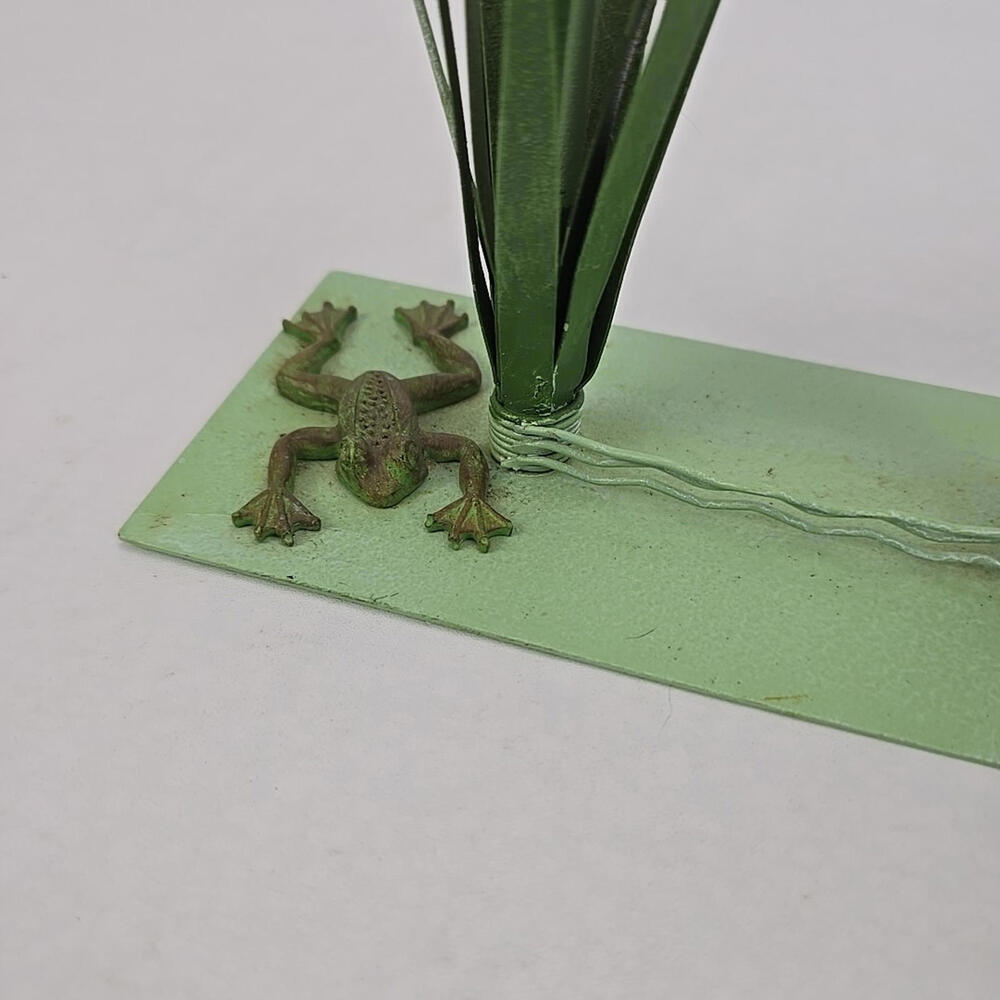 Vintage Air Plants Holders Display Planter Tillandsia Tole Metal Lily Pads Frogs - Picture 6 of 16